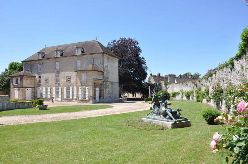 Le musée de la Vénerie dans le parc du Château royal